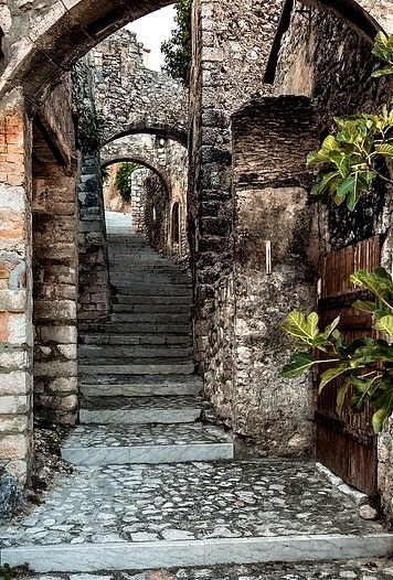 Medieval stairways of Navelli, Abruzzo / Italy